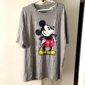 Mickey mouse t-shirt